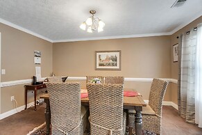Atlanta Retreat W/ 2-car Garage, Fenced Yard 6 Bedroom Home by RedAwni