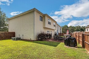 Atlanta Retreat W/ 2-car Garage, Fenced Yard 6 Bedroom Home by RedAwni