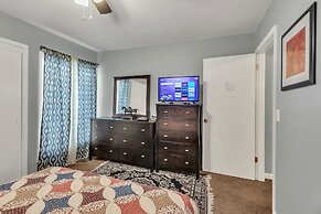 Centrally Located 4br Stonecrest Condo 4 Bedroom Condo by Redawning