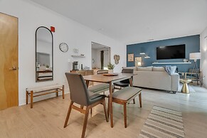 Chic 1-bed In Vibrant Optimist Park 1 Bedroom Apts by RedAwning