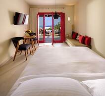 11 11 By Potnia - Adult Only