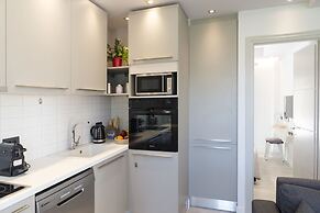 Dimi Brou's Apartments by CorfuEscapes