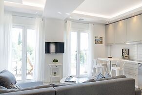 Dimi Brou's Apartments by CorfuEscapes