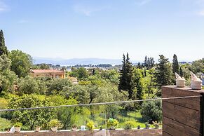 Dimi Brou's Apartments by CorfuEscapes