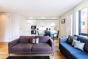 Wonderful Holborn Apartment