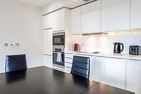 Wonderful Holborn Apartment