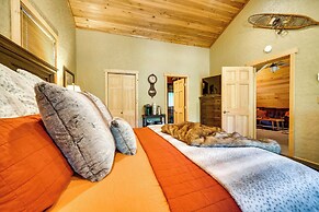 Spacious Packwood Cabin w/ Hot Tub - Near River