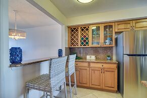 Clearwater Beachfront Condo w/ Heated Pool Access!