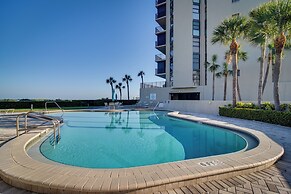 Clearwater Beachfront Condo w/ Heated Pool Access!