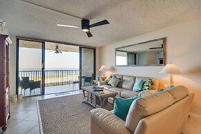 Clearwater Beachfront Condo w/ Heated Pool Access!