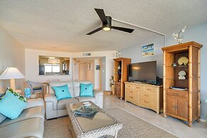 Clearwater Beachfront Condo w/ Heated Pool Access!
