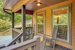 Bright Bryson City Cabin w/ Fire Pit & Hot Tubs!