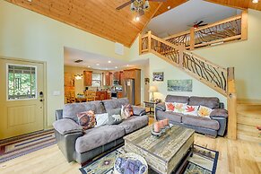 Bright Bryson City Cabin w/ Fire Pit & Hot Tubs!