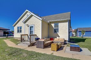 Charming Sturgis Getaway - 1 Mi to Main Street!