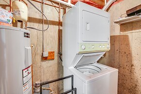 Sturgis Apt: 1 Mi to Sturgis Motorcycle Rally!