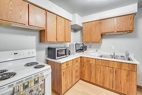 Sturgis Apt: 1 Mi to Sturgis Motorcycle Rally!