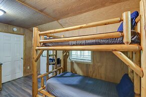 Briceville Cabin w/ River Access & Mountain Views!