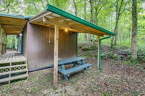 Briceville Cabin w/ River Access & Mountain Views!