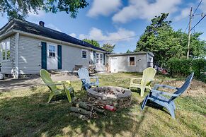 Family-friendly Fortville Rental Home w/ Fire Pit!