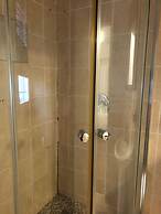 Inviting 3-bed Apartment in Edenvale