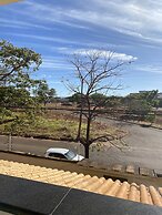 Sobrado - Px JK 5 quartos e 3 suites