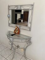 Sobrado - Px JK 5 quartos e 3 suites