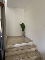 Sobrado - Px JK 5 quartos e 3 suites