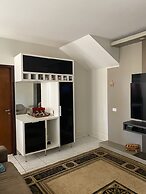 Sobrado - Px JK 5 quartos e 3 suites