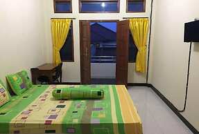 Nadamax Solo Guest House