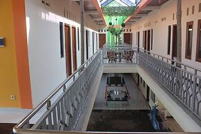 Nadamax Solo Guest House