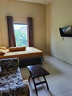 Nadamax Solo Guest House