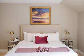 The Rock House Hotel