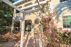 The Rock House Hotel