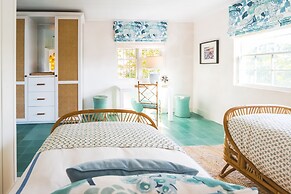 The Rock House Hotel