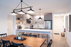 Farwell's Spike by Revelstoke Vacations