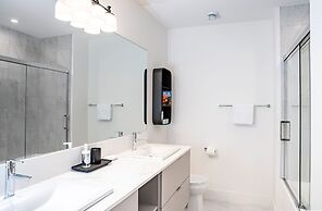 Farwell's Spike by Revelstoke Vacations