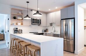 Farwell's Spike by Revelstoke Vacations