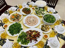 KHACH SAN HUNG VUONG