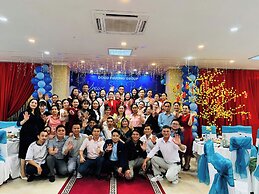 KHACH SAN HUNG VUONG