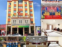 KHACH SAN HUNG VUONG