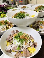 KHACH SAN HUNG VUONG