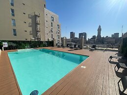 Stylish Central Accommodation in Buenos Aires- Explore History and Com