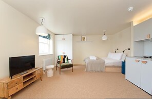 Stylish Studio in Popular Primrose Hill