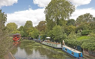 Charming Studio in Historic Primrose Hill Terrace