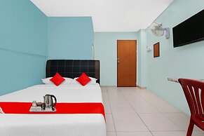 OYO 90873 Travellers Inn