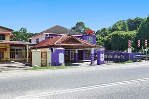 OYO 90873 Travellers Inn