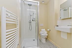 Smart Mezzanine Studio in Leafy Primrose Hill