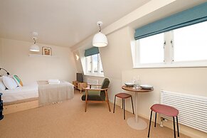 Spacious Studio Near Leafy Primrose Hill