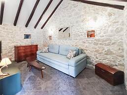 Didini Dvori in Kru evo