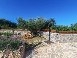 Didini Dvori in Kru evo